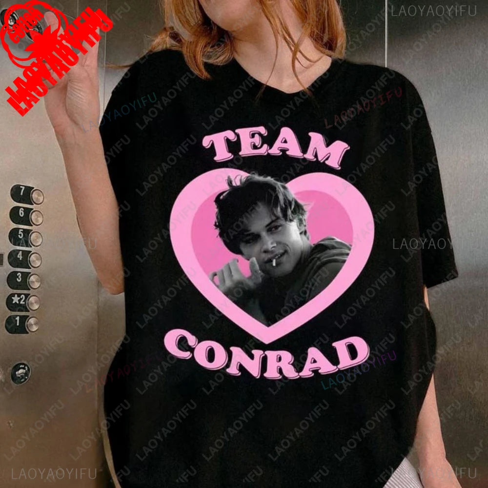 Team Conrad Cousins Beach Retro The Summer I Turned Pretty Graphic T Shirts Woman Man Fashion Casual Cotton T-shirt Streetwear