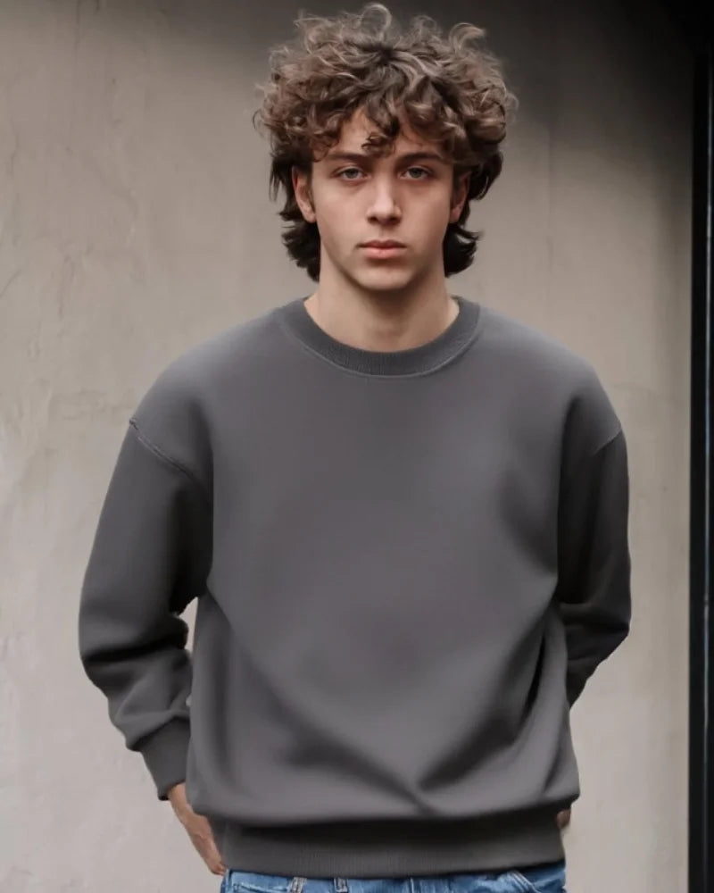 New unisex style solid color round neck sweatshirt for both men and women