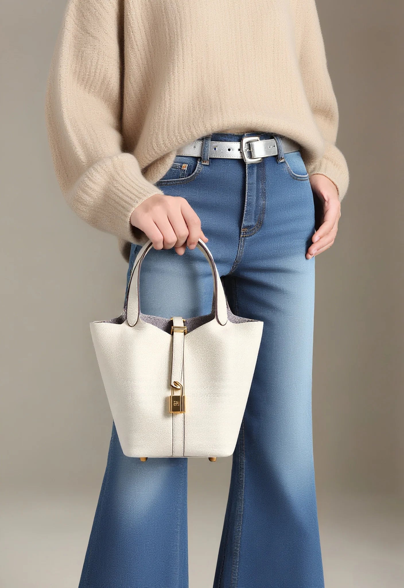 2025 Casual Fashion Female Genuine Leather Bucket Bag Luxury Handbag High-End Tote Bag Woman Cow Leather Mommy Bag & Metal Lock